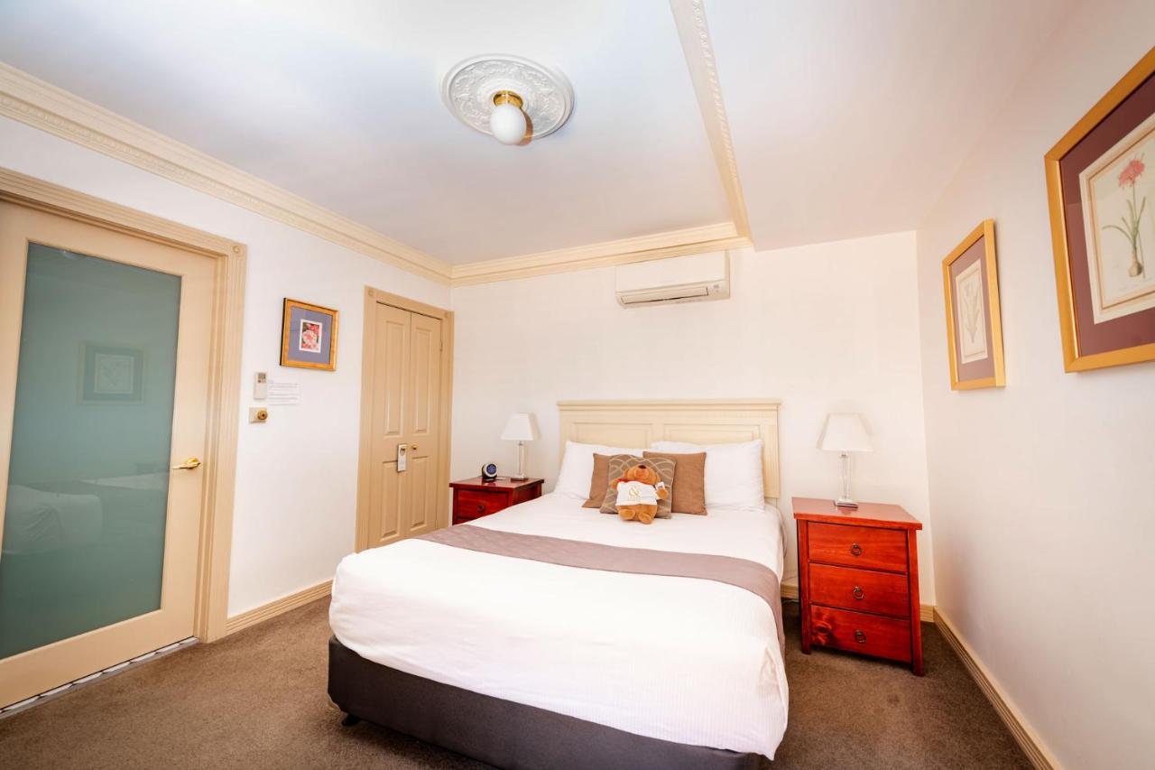 Cobb & Co Court Boutique Hotel Mudgee Kültér fotó