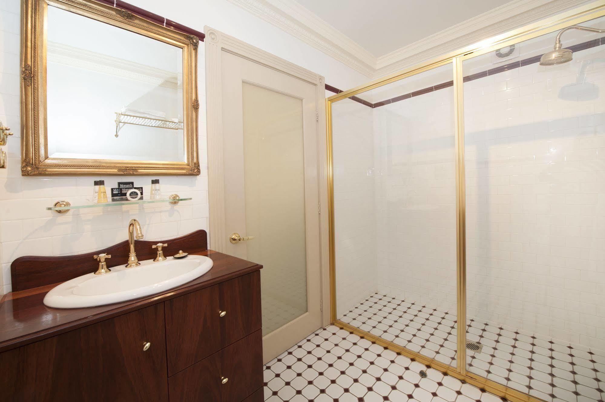 Cobb & Co Court Boutique Hotel Mudgee Kültér fotó