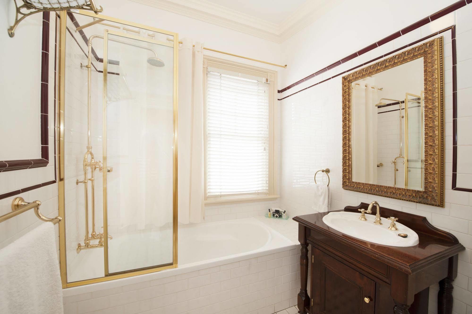 Cobb & Co Court Boutique Hotel Mudgee Kültér fotó